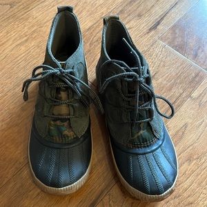 Sorel out and about duck boot